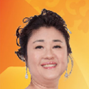 精豪 黃秋霞 經理