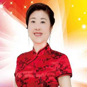 精豪 黃秋霞 經理