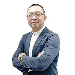 高泗龍 總監
