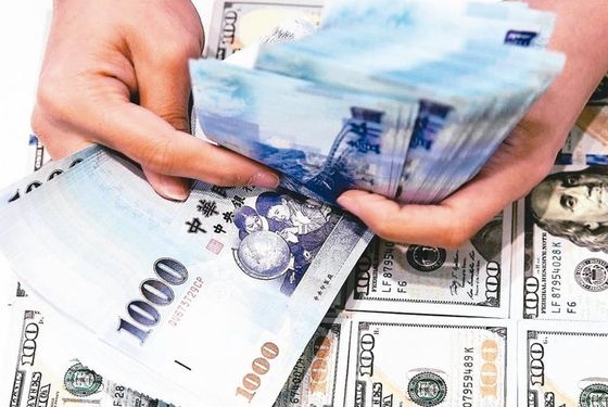 儲蓄險保費調漲、利息變少 還有什麼保單可買？